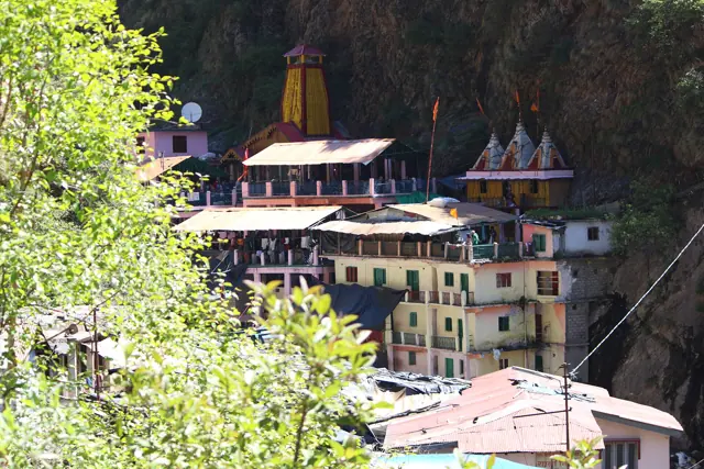 Yamunotri shrine in its mountain gorge