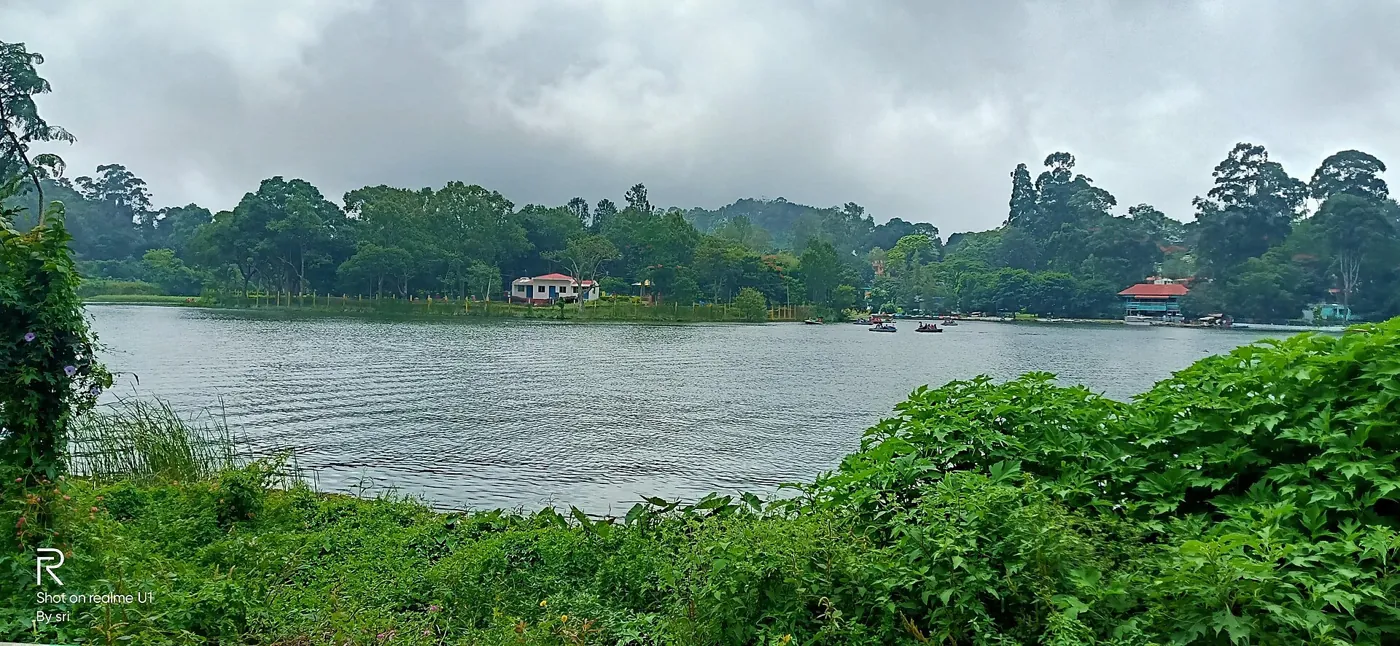 Yercaud Lake surrounded by green hills